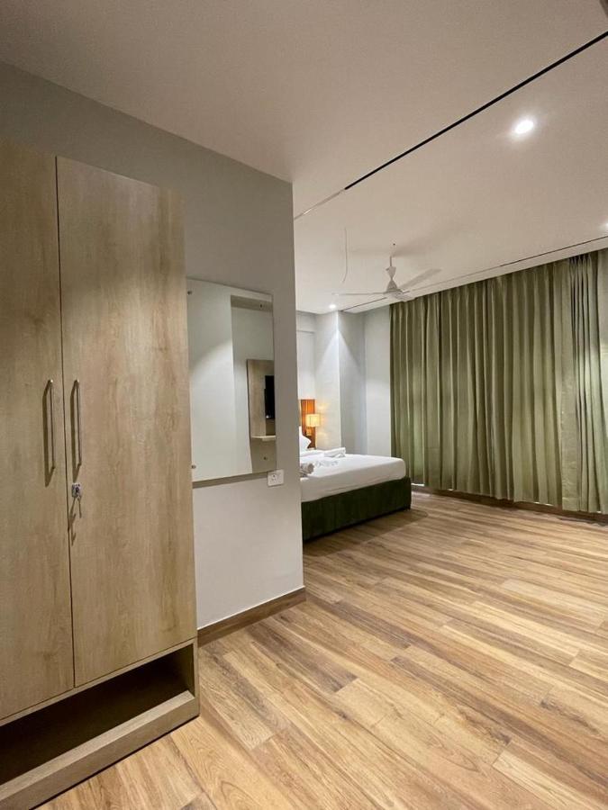 Hotel West Inn Premium Kharar Buitenkant foto